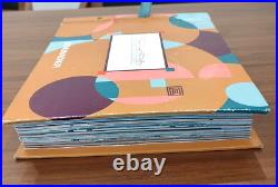 1988 Schumacher Frank Lloyd Wright Wallcovering Sample Book 10x13 144 Samples