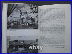 AN AUTOBIOGRAPHY Frank Lloyd Wright 1977 HCDJ Dedicated to Co-author Olgivanna
