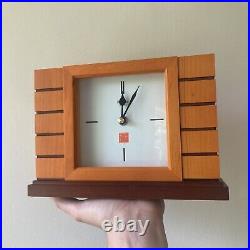Bulova Usonian Mid Century Modern Frank Lloyd-Wright Wood Mantel Clock