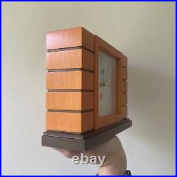Bulova Usonian Mid Century Modern Frank Lloyd-Wright Wood Mantel Clock