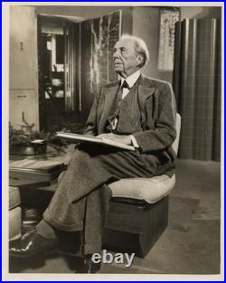 FRANK LLOYD WRIGHT (1953) Set of 2 TV photos