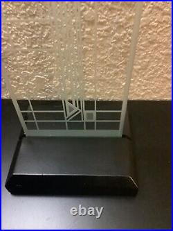 Frank Lloyd Wright Dana Thomas Sumac Etched Glass Panel with Stand, Clear. EUC