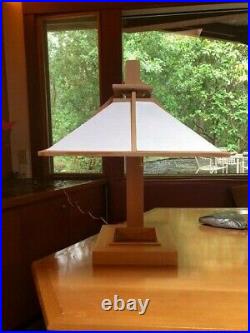 Frank Lloyd Wright Design Table Lamp