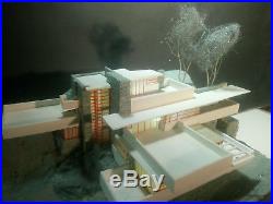Frank Lloyd Wright FALLINGWATER 1100 architectural scale model interior lights