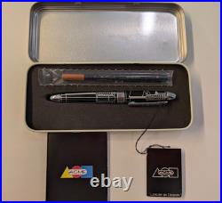 Frank Lloyd Wright Robie House Pen Brand New in Packaging