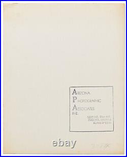 Frank Lloyd Wright Signed 8 x 10 Photo University COA