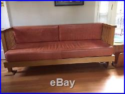 Frank Lloyd Wright sofa limited edition commissioned by DWR made by Copeland