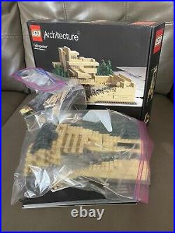 LEGO Architecture Fallingwater 21005 Frank Lloyd Wright Used with Box And Manual
