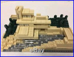 LEGO Architecture Frank Lloyd Wright Fallingwater 21005 Complete