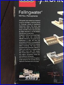LEGO Fallingwater Frank Lloyd Wright Discontinued Set Assembed with Original Box