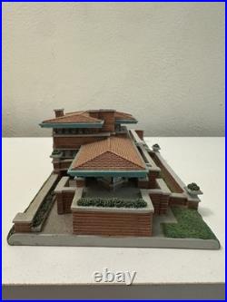 Marshall Field's City Sights Fredrick C. Robie House (Frank LLoyd Wright)