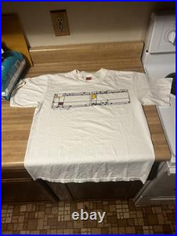 Men`s Vintage Frank Lloyd Wright Foundation T-Shirt 2002 Cotton White Size M
