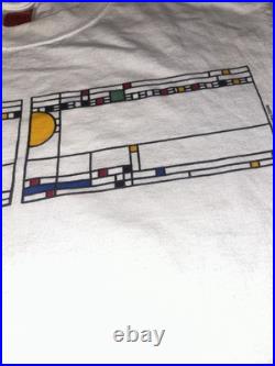 Men`s Vintage Frank Lloyd Wright Foundation T-Shirt 2002 Cotton White Size M