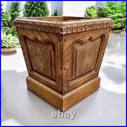 Mid-Century (1950s) Frank Lloyd Wright-like Arts & Crafts Oak Planter/Container