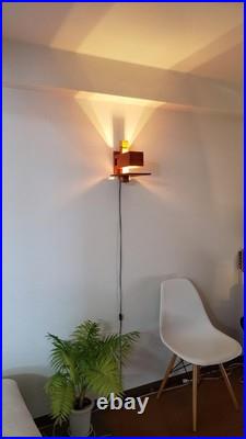 Reproduction Frank Lloyd Wright TALIESIN 2 Wall Sconce Cherry + converter