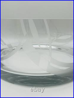 Sea Whisper 10 Glass Bowl, Susan Jacobs Lockhart. Frank Lloyd Wright Foundation