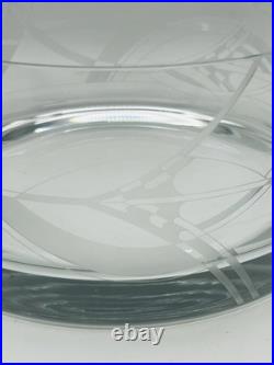 Sea Whisper 10 Glass Bowl, Susan Jacobs Lockhart. Frank Lloyd Wright Foundation