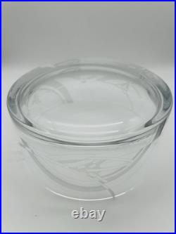 Sea Whisper 10 Glass Bowl, Susan Jacobs Lockhart. Frank Lloyd Wright Foundation