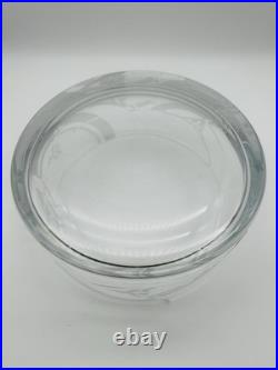 Sea Whisper 10 Glass Bowl, Susan Jacobs Lockhart. Frank Lloyd Wright Foundation