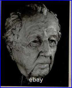 Stuart Weiner / Five mounted photographs of a clay bust of Frank Lloyd Wright