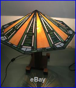 Vintage Frank Lloyd Wright Foundation Stained Glass Table Lamp