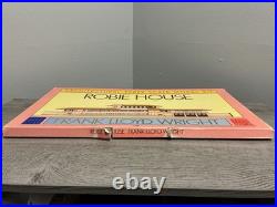 Vintage Frank Lloyd Wright, Robie House architectural scale model kit. RARE