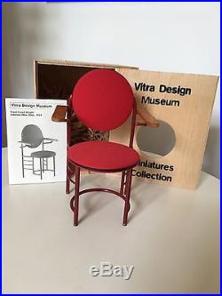 Vitra miniature Frank Lloyd Wright Johnson Wax Chair